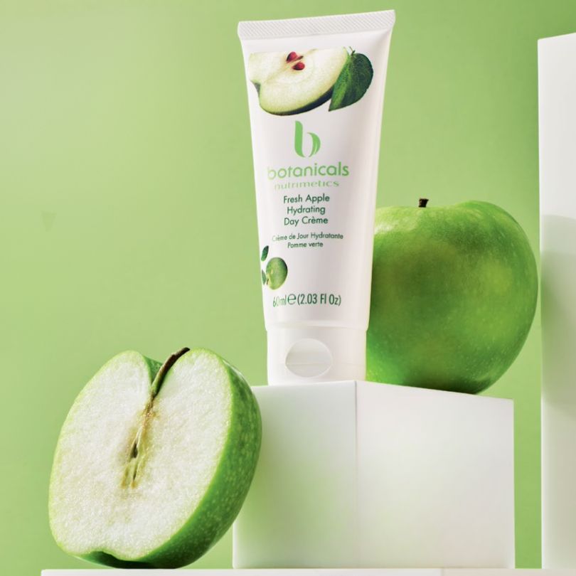 NEW Botanicals Fresh Apple Hydrating Day Crème